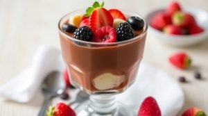 Рецепт шоколадного парфе с фруктами: пошаговое руководство