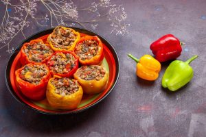 Фаршированные перцы с мясом и овощами: пошаговое руководство.