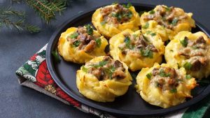 Фаршированные картофельные гнезда с мясом: пошаговый рецепт.