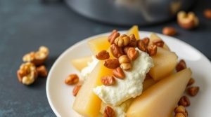 Как сделать “Грушевый десерт” с грецкими орехами: пошаговая инструкция.