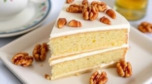 Пошаговый рецепт “Медового торта” с грецкими орехами.