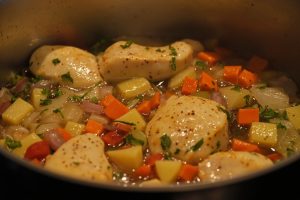 Овощное рагу с курицей и пряностями: пошаговый рецепт.