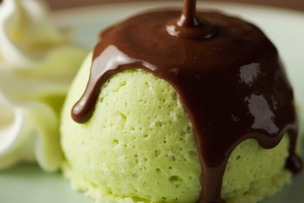 Как приготовить Фисташковый мусс с шоколадной глазурью: пошаговая инструкция.